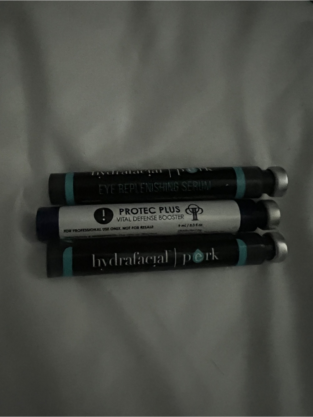 Hydrafacial eye perk x 2 and protec plus serums